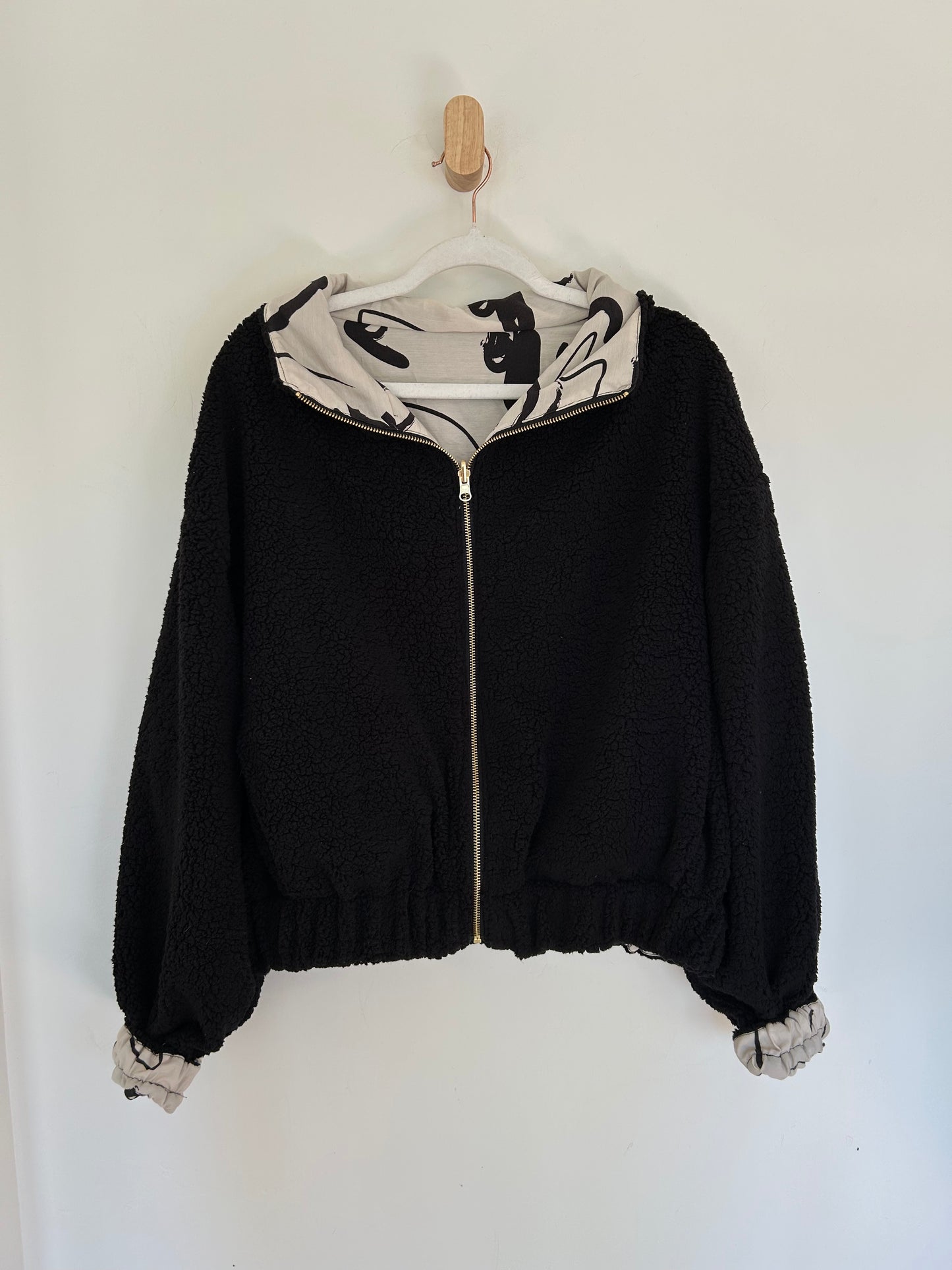 B&W Shapes Reversible Jacket